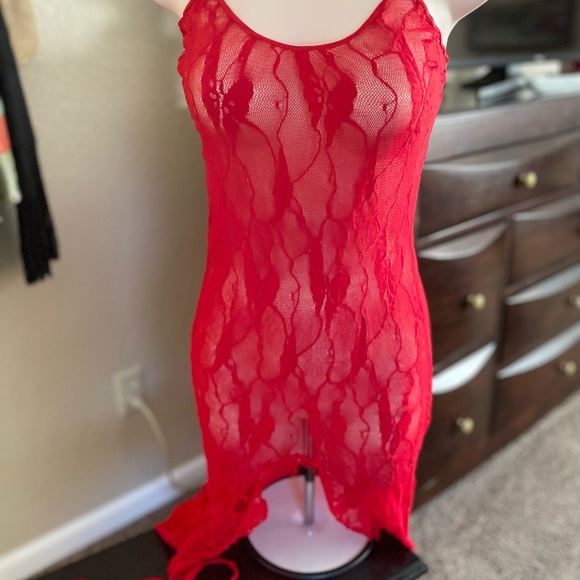 Leg Avenue Red high low mermaid style lace lingerie w/ matching panty - Picture 2 of 13